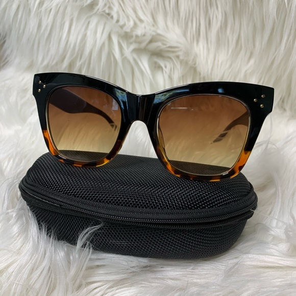 Accessories - ✅New Without Tag Brown Tortoise 3 Dot Sunglasses